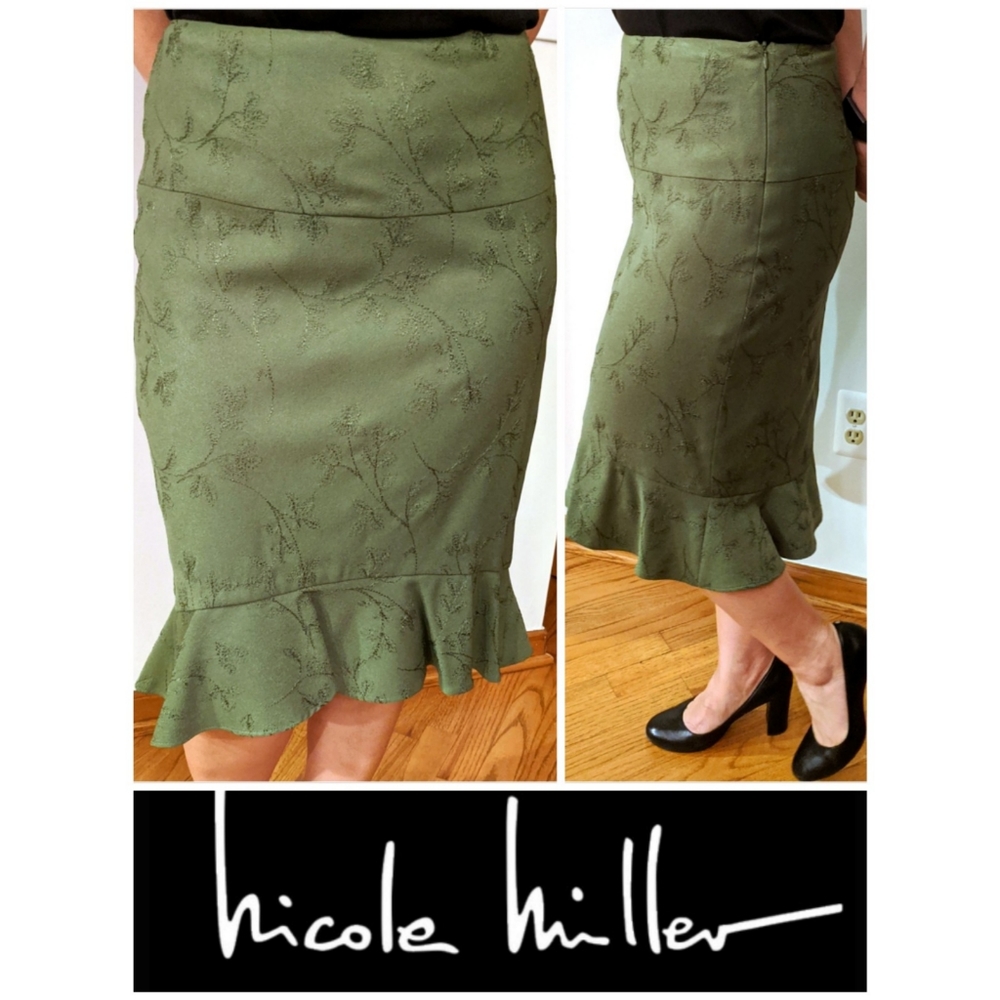 Asymmetrical Pencil Floral Nicole Miller skirt